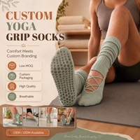 Chaussettes de yoga et de Pilates antidérapantes à logo personnalisé, chaussettes de ballet à lanières, prix d'usine, marque privée, faible MOQ, chaussettes de sport en gros