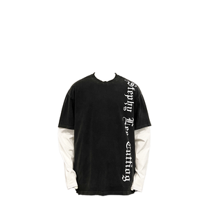 Camiseta de Manga Larga Oversize Negra con Ribete en Contraste Blanco, Estampado de Letras Verticales en la Manga Derecha, Estilo Urbano, Camiseta Jersey para Hombre - Product Image 1