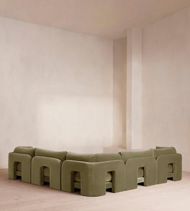 أريكة قطاعية عصرية أنيقة من القطيفة الخضراء الفاتحة لغرفة المعيشة - Product Image 3