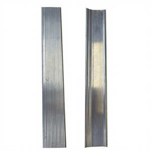 แถบปิดอะลูมิเนียมอัลลอยด์ 2 ม. - อุปกรณ์กันน้ำสำหรับระเบียง/หลังคา/ชายคา - Product Image 1