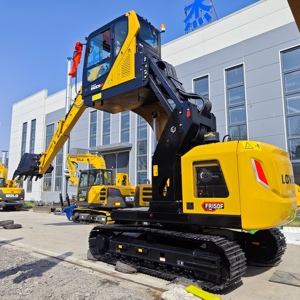 2.5m 3m Chiều cao nâng cao và nghiêng máy xúc tăng cabin nâng <span class=keywords><strong>cab</strong></span> - Product Image 2