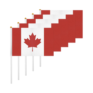 Paquete de 12 mini banderas de palo canadienses de 14X21cm de poliéster portátil para decoraciones de fiesta de <span class=keywords><strong>club</strong></span> de fútbol interior y exterior - Product Image 1