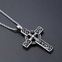 Pendentif en acier titane rétro avec sculpture de nœud celtique, mythologie nordique viking, collier viking pour homme, accessoires vestimentaires