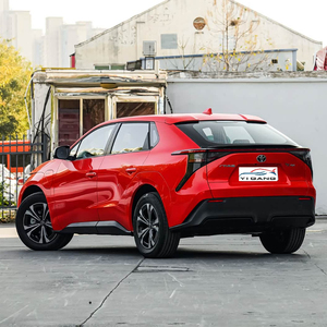 TOYOTA BZ4X SUV Eléctrico de Lujo, Vehículo Eléctrico de Alto Rendimiento, 4x4, Autonomía de 560 km, SUV Mediano Totalmente Eléctrico - Product Image 5