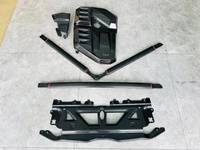 Accessoires haute Performance en Fiber de carbone sèche véritable compartiment de couvercle de moteur couvercle de batterie ensemble intérieur pour BMW G80 M3 G82 M4 G87