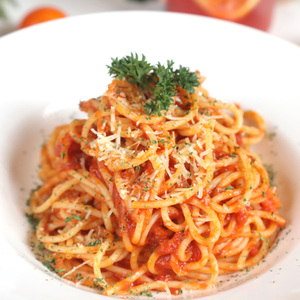 Ventas calientes Inicio Usado 30g Pureza Spaghetti Original Tomate Pasta Salsa Etiqueta privada Empaquetado en botellas a granel Sobres Cajas Tambores - Product Image 4