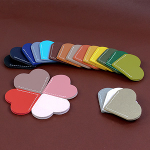 Signets en cuir faits à la main imprimés personnalisés de haute qualité Signets d'enregistrement de lecture de coin enveloppés multicolores - Product Image 2