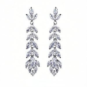Boucles d'oreilles pendantes en or blanc E2231, motif floral en cristal taille marquise et strass, sertissage griffe, bijoux de mode pour femme, idéales pour mariage - Product Image 1