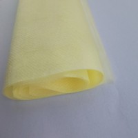 Tela no tejida de polipropileno laminado con polietileno de 60 g/m²