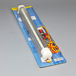 Lampe à <span class=keywords><strong>tube</strong></span> <span class=keywords><strong>LED</strong></span> à batterie à large tension 12V avec clip 2ft 4ft DC <span class=keywords><strong>LED</strong></span> <span class=keywords><strong>TUBE</strong></span> - Product Image 3
