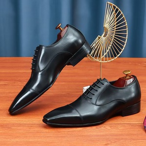 Dernières Chaussures Habillées en Cuir Véritable pour Hommes, Style Oxford, Doublure Solide, Idéales pour le Bureau et les Affaires - Product Image 1
