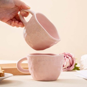 แก้วเซรามิกสไตล์นอร์ดิกพร้อมหูจับ ผิวด้าน เหมาะสำหรับเป็นของขวัญ ผลิตจากเฉาโจว คุณภาพชั้นหนึ่ง - Product Image 5