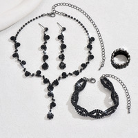 Ensemble de bijoux pour femmes tendance de Yiwu, collier, bracelet et boucles d'oreilles, avec diamants, luxe ultime, best-seller