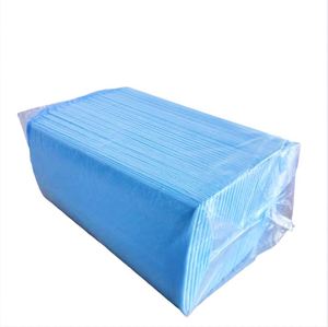 OEM&ODM Tapis d'apprentissage jetables super absorbants pour chiots et chiens, en film PE d'épaisseur moyenne 450x600mm - Product Image 1
