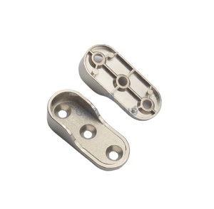 Support de suspension d'<span class=keywords><strong>angle</strong></span> ovale pour <span class=keywords><strong>tringle</strong></span> de placard avec tube en alliage de zinc finition nickel pour armoire - Product Image 1