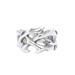 yunnique Men's <b>Titanium</b> Steel <b>Ring</b> Silver Flower Geometric Hollow Design Everyday Wear - Product Image 5