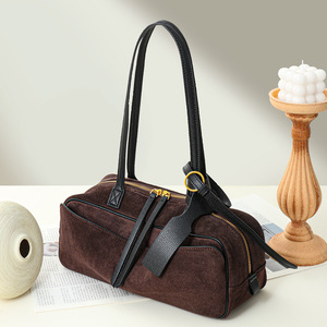 Tas Selempang Wanita Mewah Gaya Vintage Bahan Suede Imitasi Model Bowling dengan Dua Pegangan, Tas Bahu - Product Image 3