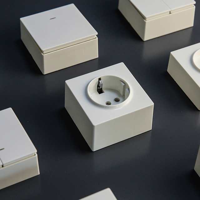 2025 New Design ABS Material Surface Mounted Schuko Socket 10A Copper with 2 Outlets for Eu Plug Standards