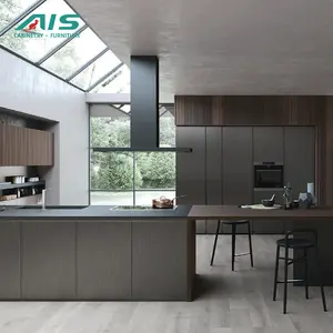 Armário de cozinha de luxo com ilha branca, novo modelo de móveis modulares, armário de parede para cozinha, design livre, cozinha pequena