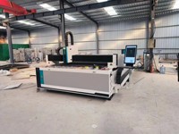 Chine Super usine 3000 W Machine de découpe laser à fibre métallique Fabricants de machines de découpe de fibre Ventes directes