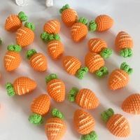 Direct Source Handgemaakte Gebreide Haakfruit Accessoires Kleine Aardbeien Wortelen Ander Fruit Voor Kinderen Huisdieren Decor