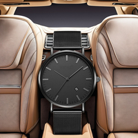 Montre à quartz classique et à la mode pour homme avec bande en acier maillé pour la vie quotidienne à calendrier unique Bracelet en acier inoxydable étanche