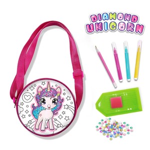 Borsa a Tracolla Personalizzabile per Bambini con <span class=keywords><strong>Disegni</strong></span> <span class=keywords><strong>di</strong></span> Sirene, Cristalli e Pennarelli, Regalo per Ragazzi e Ragazze, Zaino Scolastico da Dipingere - Product Image 5
