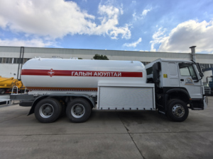 รถบรรทุกถังบรรจุก๊าซ LPG ฮาวเวอร์ 6x4 รุ่นใหม่ ขายดี พร้อมถังเก็บน้ำมันสำหรับเติมก๊าซ LPG และก๊าซหุงต้ม - Product Image 2