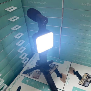 Trépied professionnel portatif pour <span class=keywords><strong>selfie</strong></span> <span class=keywords><strong>stick</strong></span>, trépied pour téléphone portable avec télécommande, trépied de voyage avec lumière d'appoint LED - Product Image 3