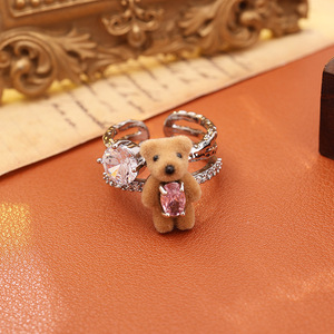Bague ouverte en forme d'ours floqué de la série YL <span class=keywords><strong>Paradise</strong></span>, design de niche, mignonne, transparente en cristal, plaquée or pour femmes - Product Image 5