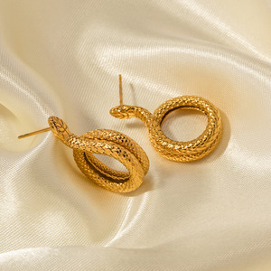 Non appannamento ipoallergenico donna autunno festa gioielli regalo <span class=keywords><strong>oro</strong></span> placcato in acciaio inox <span class=keywords><strong>serpente</strong></span> cavi di dichiarazione <span class=keywords><strong>orecchini</strong></span> a bottone - Product Image 2