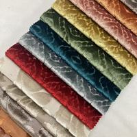 Échantillon gratuit Jacquard personnalisé motif gaufré 100% polyester chenille velours tissu tissé et teint motif pour rideaux
