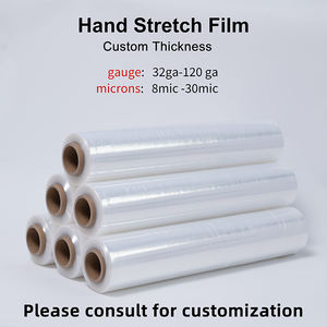 Rollo de película de plástico estirable a mano para envolver palés de 13 micras - Product Image 2