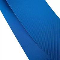 Bande transporteuse industrielle en PVC bleu, tissée pleine masse, pour élévateur, robuste, pour levage vertical