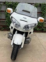 Motocicleta Golden Wing Touring de Gran Cilindrada, Configuración de Seis Cilindros, Motor de Alto Rendimiento, Velocidad Máxima >80km/h, Usada