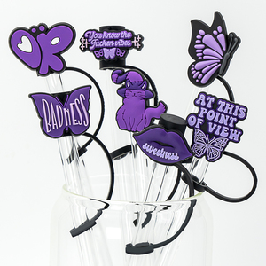 Produits en vente : Embouts de pailles en silicone violet 10 mm, design 2D effrayant et magique en cristal, avec sangle - Product Image 3