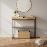 Bureau foncé de forme irrégulière au design moderne et épuré