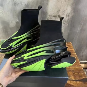 Chaussures de sport décontractées de luxe en cuir pour l'extérieur, motif licorne, avec empiècements en néoprène et finition lustrée, pour homme et femme, en tissu de coton - Product Image 1