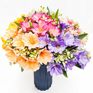 Fleurs artificielles en gros, freesia à tige unique, 5 têtes, fleurs artificielles pour mariage, décoration florale pour la maison - Product Image 1
