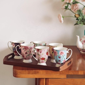 Tasses à café anglaises de style royal 12 oz en porcelaine florale en porcelaine osseuse Tasse à thé Tasses à café Grandes tasses à fleurs pour le café et le thé - Product Image 2
