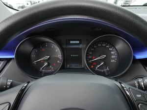 <span class=keywords><strong>CHR</strong></span> 2022, SUV compact 5 portes 5 places, 2.0L, édition haut de gamme, essence, automatique, R17, occasion, conduite à gauche, cuir - Product Image 5