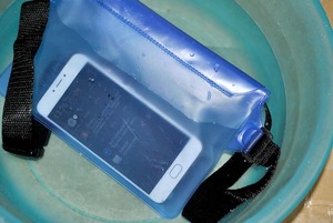 Sac banane de sport extérieur étanche en PVC à trois couches avec écran tactile pour téléphone portable – Idéal plage - Product Image 6