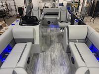 Kinlife 2026 Nouveau bateau ponton en aluminium de 22 pieds avec auvent pliable, feux de navigation LED pour la pêche en famille et la navigation