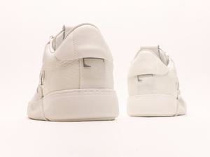 Luxurious high-quality leather <b>shoes</b> for men, featuring a stylish sport style. These <b>shoes</b> are suitable for both men and <b>women</b>. - Product Image 5