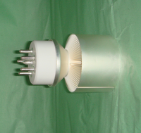 Tube électronique métal-céramique, structure coaxiale en céramique métallique, cathode en thorium tungstène, triode 3CX1500D3