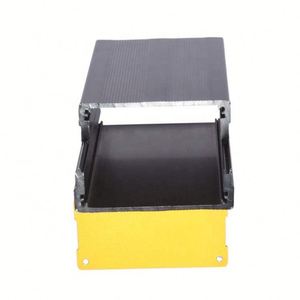 Customizable Aluminum Alloy Control Box with IP54 Protection and Powder Coating for Car GPS Tracker <b>Enclosure</b> - Product Image 3
