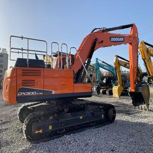 รถขุดไฮดรอลิกมือสอง ปี 2023 ยี่ห้อ Doosan รุ่น 300LC-9C น้ำหนัก 30 ตัน เครื่องยนต์และปั๊มจากญี่ปุ่น คุณภาพสูง ได้รับการรับรองมาตรฐาน CE และ EPA ผ่านการทดสอบและตรวจสอบแล้ว - Product Image 1