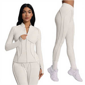 Veste de yoga en gros, fermeture éclair sur le devant, col montant, sensation de peau nue, séchage rapide, spandex/polyester, couture 3D, haut de sport pour la salle de sport - Product Image 4