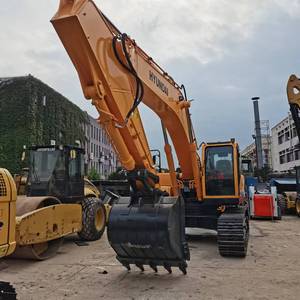 รถขุดตีนตะขาบฮุนได รุ่น Robex 305LC-9T มือสอง ปี 2020 น้ำหนัก 30 ตัน ความจุบุ้งกี๋ 2.0 เมตร สีเหลือง อุปกรณ์ก่อสร้างระบบไฮดรอลิก - Product Image 5