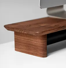 Elevador de Monitor de Madera de Nogal (Pantalla Ancha / Doble Pantalla) - Product Image 4